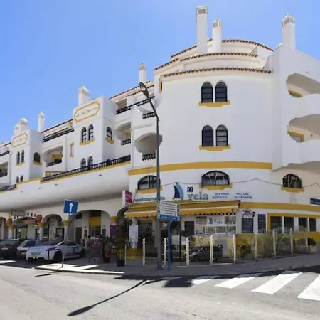 Apartment Spacious Two Bedroom Apt, 200m From The *