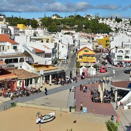 Spacious Two Bedroom Apt, 200m From The