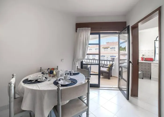 Apartment Spacious Two Bedroom Apt, 200m From The *