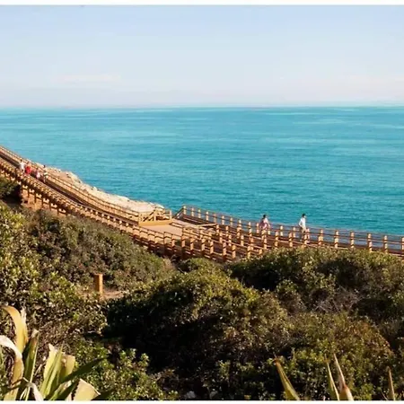 Spacious Two Bedroom Apt, 200m From The